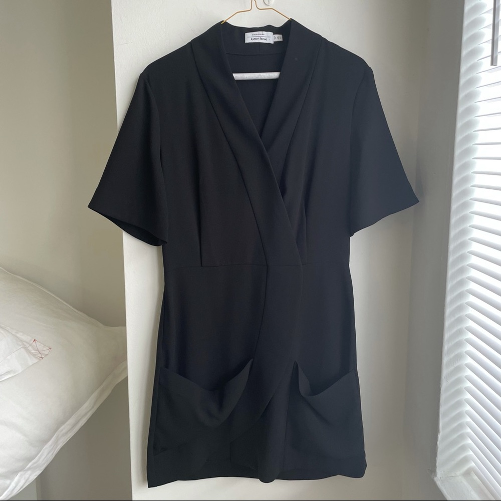 NWOT & Other Stories Black Snap Front Shift Dress